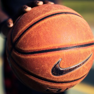 爱游戏电脑版官网-法甲夜战高潮，比分1-1，比赛关键数据：射正率高达75%，控球58%，法甲赛程足球之夜