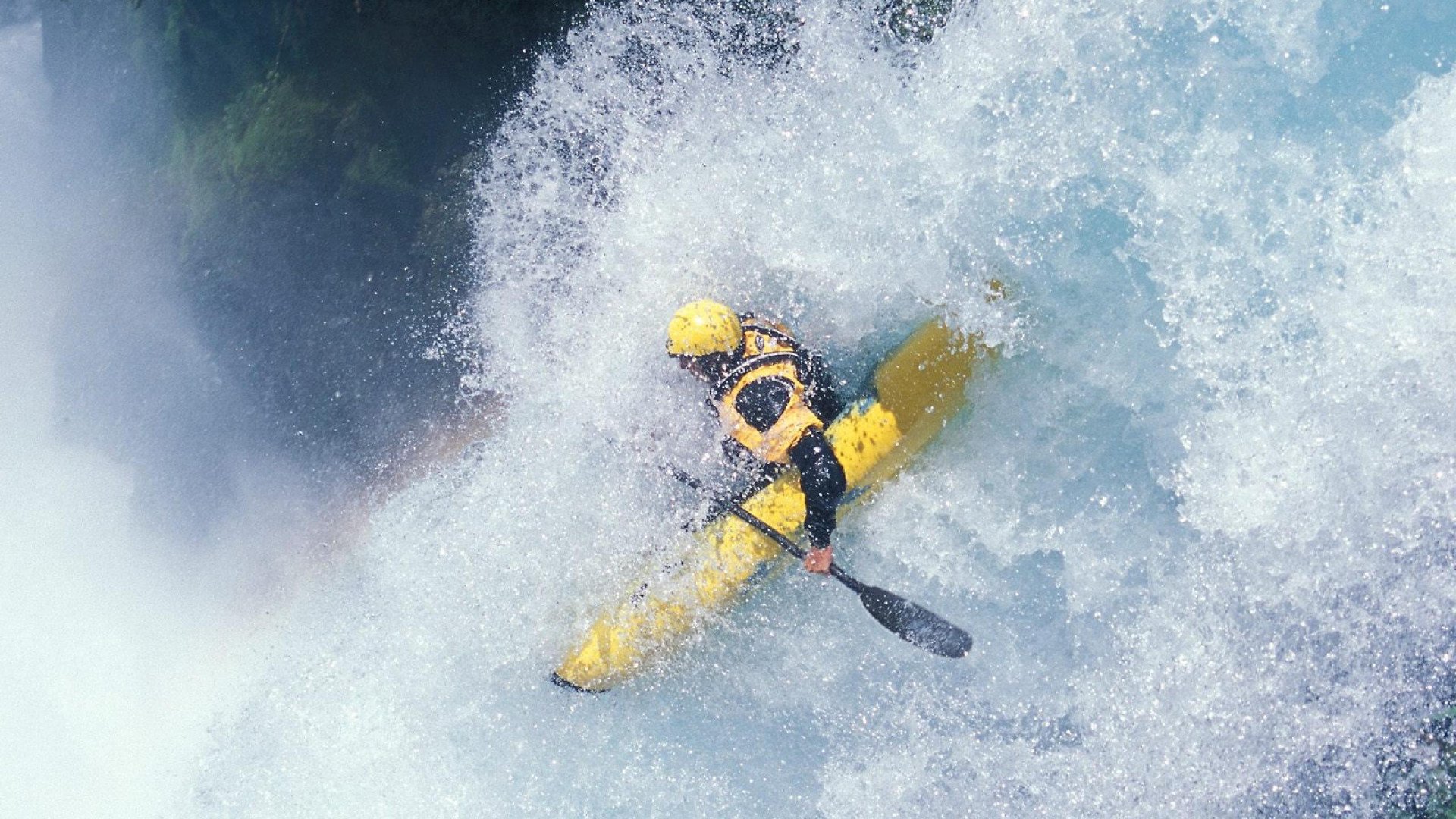 “燃烧的激情”——车迷现场的狂热与激情，激情燃烧啥意思